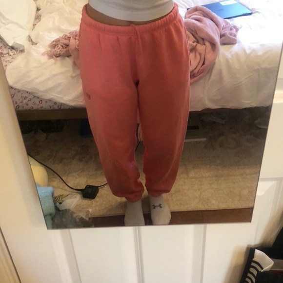 Aritzia sweatpants - Picture 2 of 5